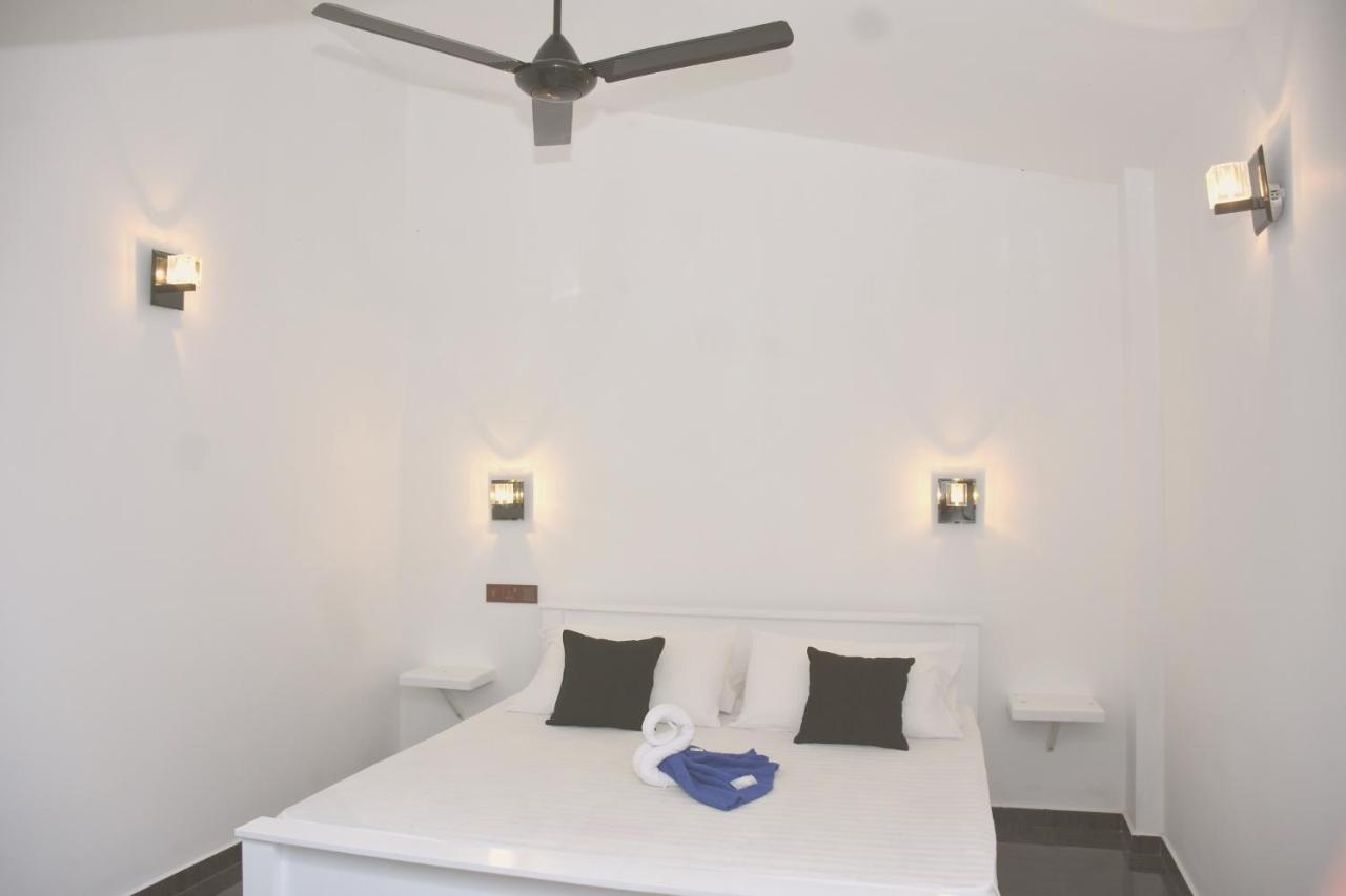 The Bamboo Tree Transit Hotel Katunayaka Екстериор снимка