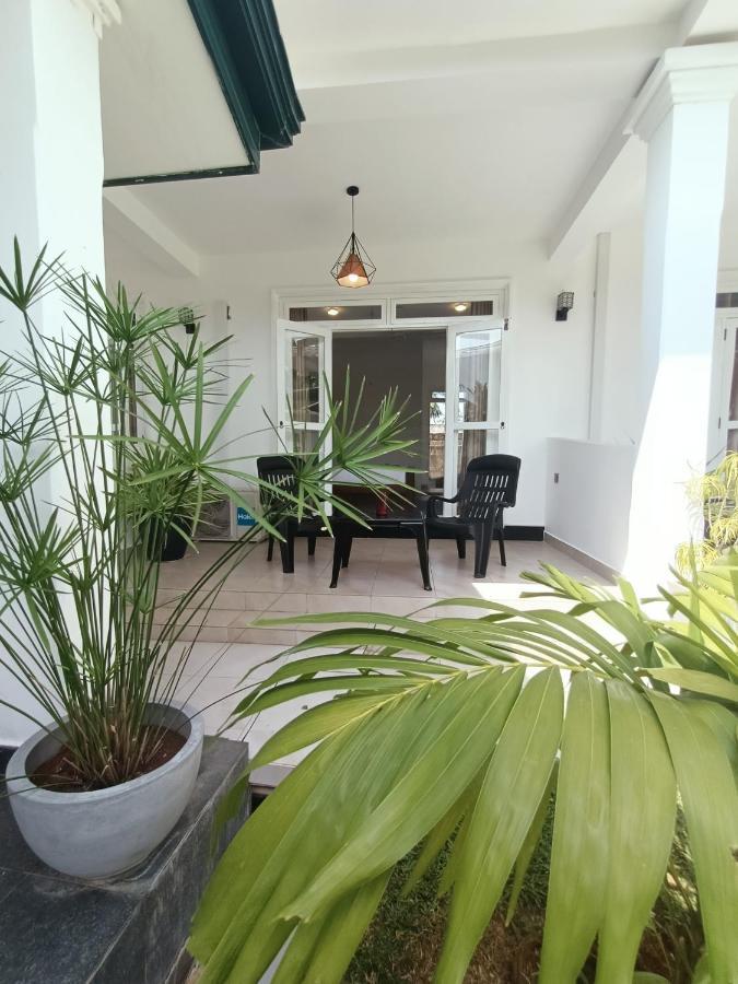 The Bamboo Tree Transit Hotel Katunayaka Екстериор снимка