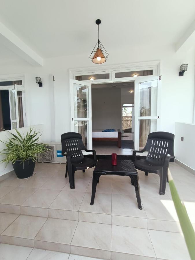 The Bamboo Tree Transit Hotel Katunayaka Екстериор снимка