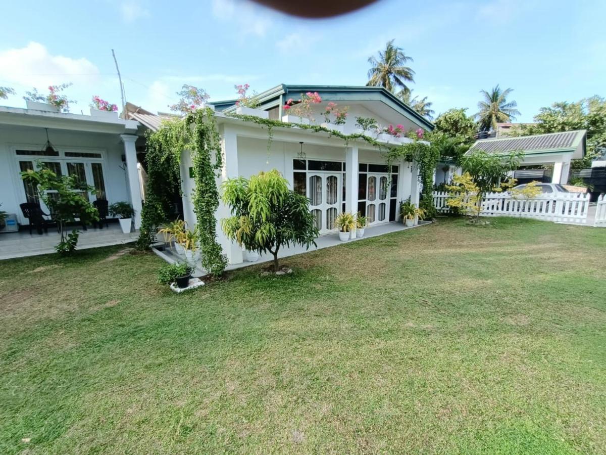 The Bamboo Tree Transit Hotel Katunayaka Екстериор снимка