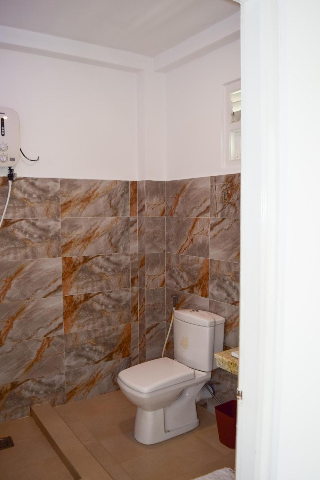 The Bamboo Tree Transit Hotel Katunayaka Екстериор снимка